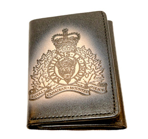 Badge Wallet Trifold  /  Portefeuille à écusson à trois volets