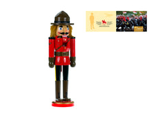 Nutcracker RCMP 10"  / Casse-Noisettes de la GRC, 35 cm (10 po)